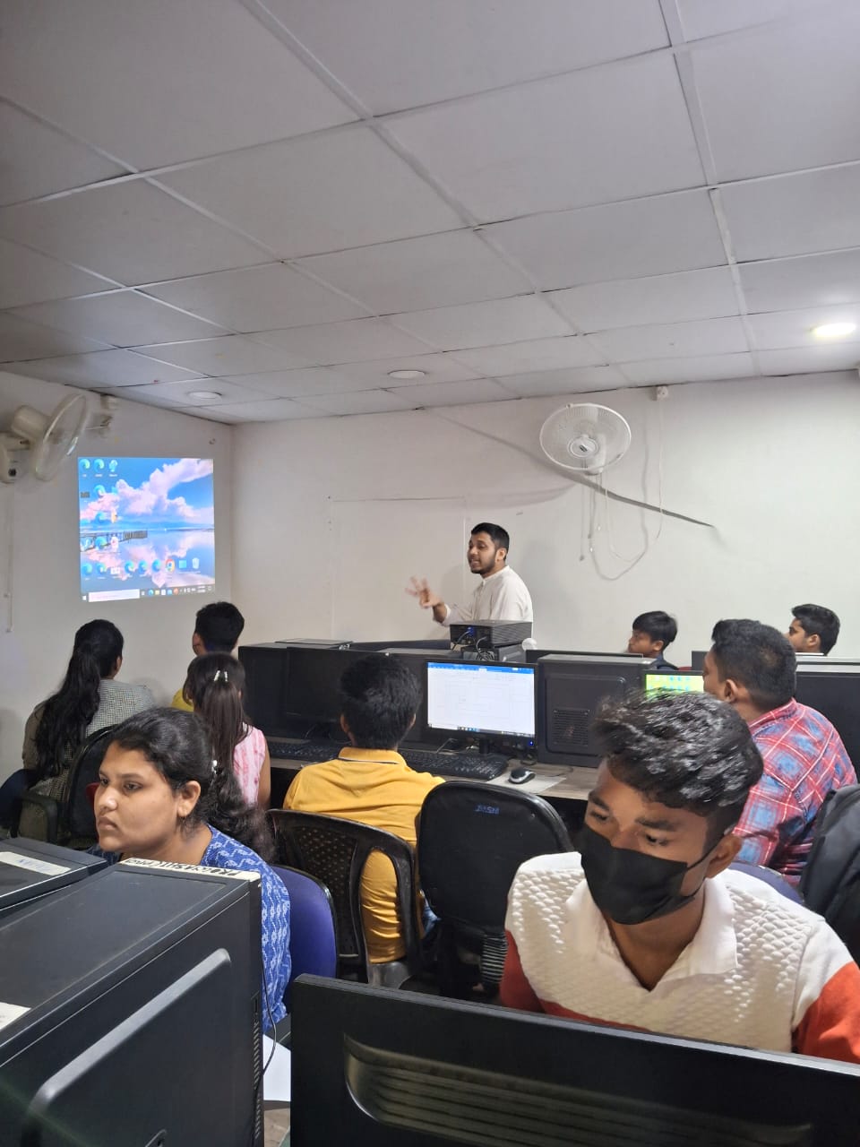PIOMAC  STUDY CENTER